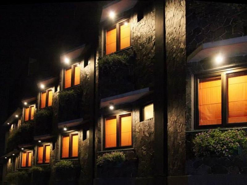 Amira Hotel Bandung Exterior foto